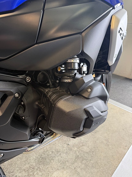 BMW R 1300 GS 3 of 10