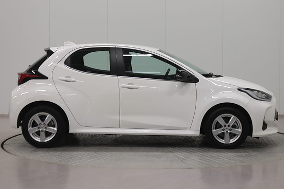 Mazda 2 5 of 5