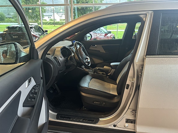 Kia Sportage 15 of 30