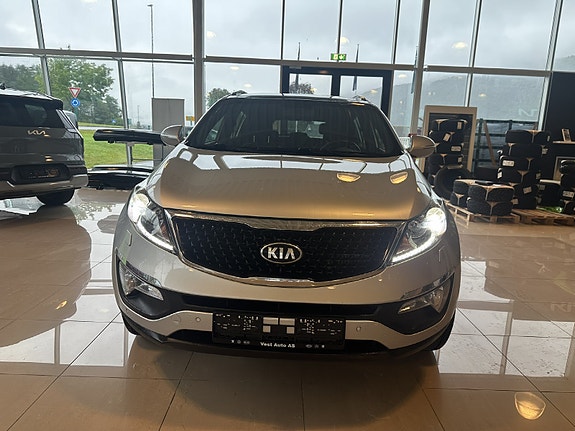 Kia Sportage 2 of 30