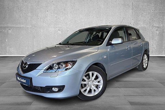 Mazda 3 2 of 5