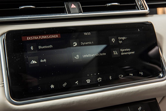 Land Rover Range Rover Velar 26 of 30