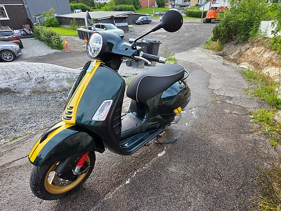 Vespa GTS 300 8 of 15
