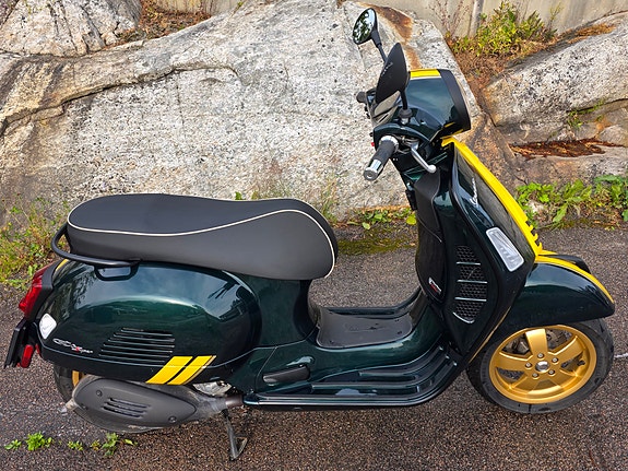 Vespa GTS 300 4 of 15