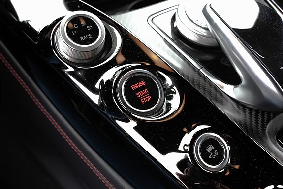 Mercedes-Benz AMG GT S 13 of 30