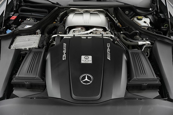 Mercedes-Benz AMG GT S 26 of 30
