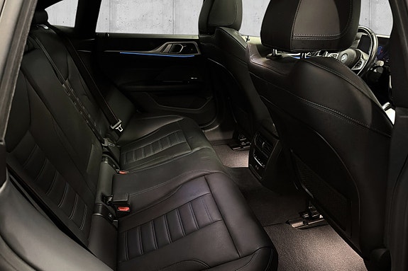 BMW i4 14 of 26