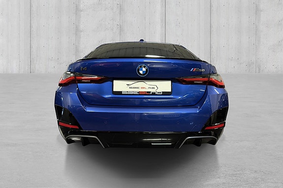 BMW i4 6 of 26