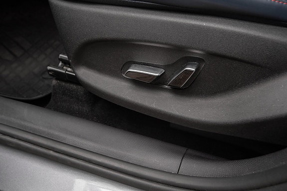BYD Atto 3 14 of 29