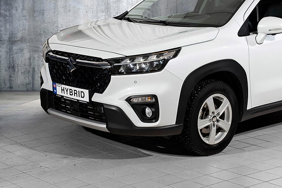 Suzuki SX4 S-Cross 2 of 5