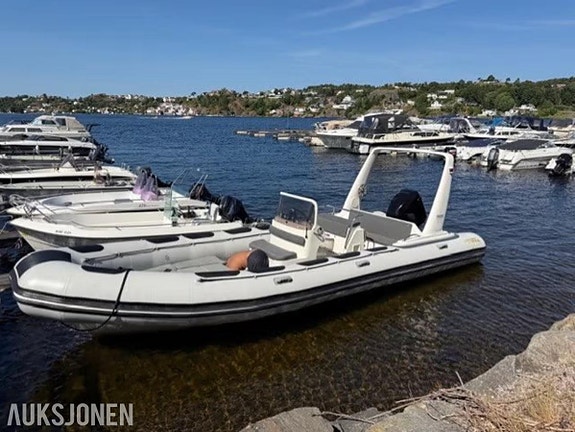 2006 Valiant 750 Cruiser rib med Mercury 200 hk 3 of 23