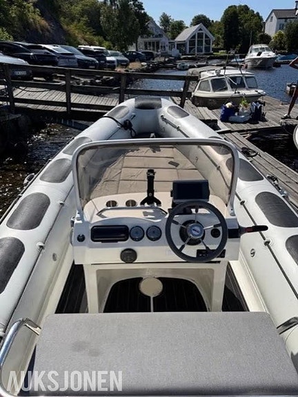 2006 Valiant 750 Cruiser rib med Mercury 200 hk 7 of 23