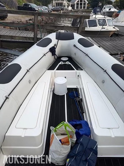 2006 Valiant 750 Cruiser rib med Mercury 200 hk 16 of 23