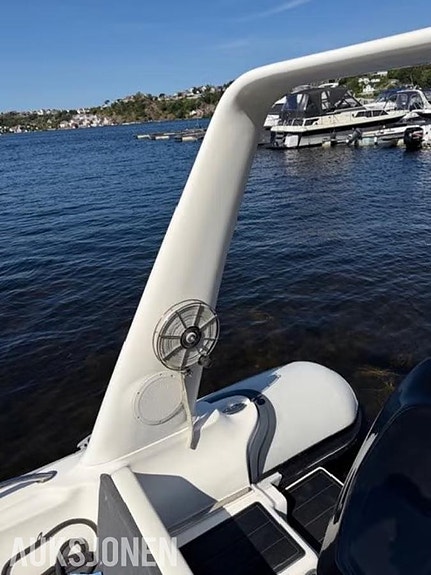 2006 Valiant 750 Cruiser rib med Mercury 200 hk 19 of 23