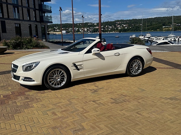 Mercedes-Benz SL500 3 of 16