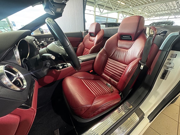 Mercedes-Benz SL500 13 of 16