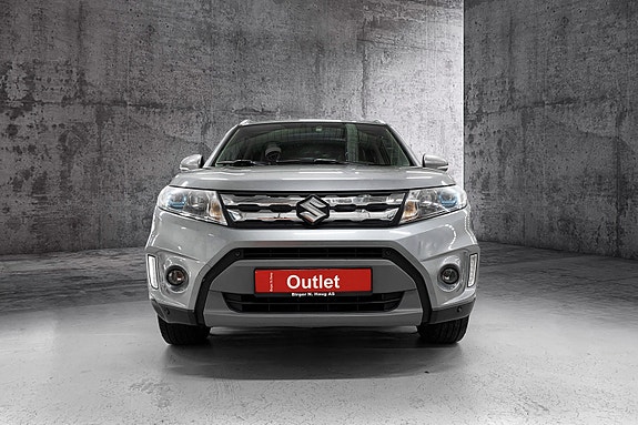 Suzuki Vitara 2 of 5