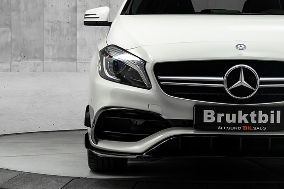 Mercedes-Benz A45 5 of 30