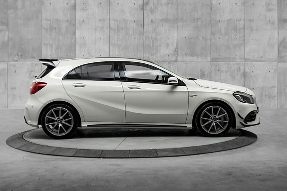 Mercedes-Benz A45 13 of 30