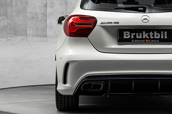 Mercedes-Benz A45 8 of 30
