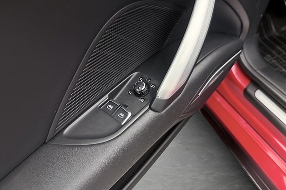 Audi TT 17 of 30