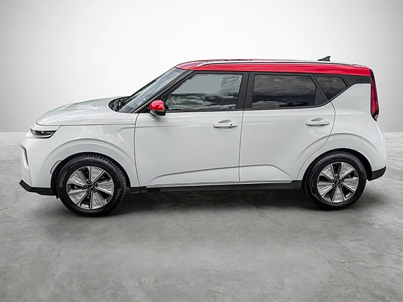 Kia e-Soul 2 of 5