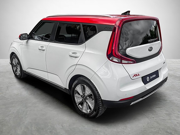 Kia e-Soul 3 of 5