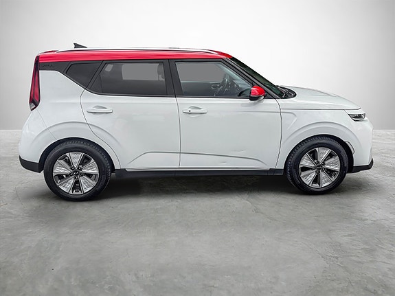 Kia e-Soul 6 of 22