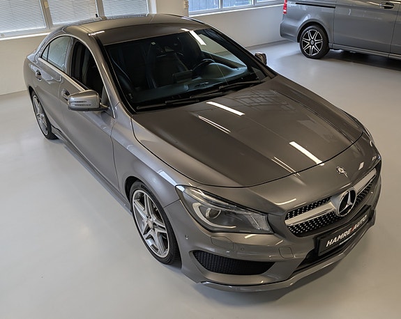 Mercedes-Benz CLA180 8 of 30