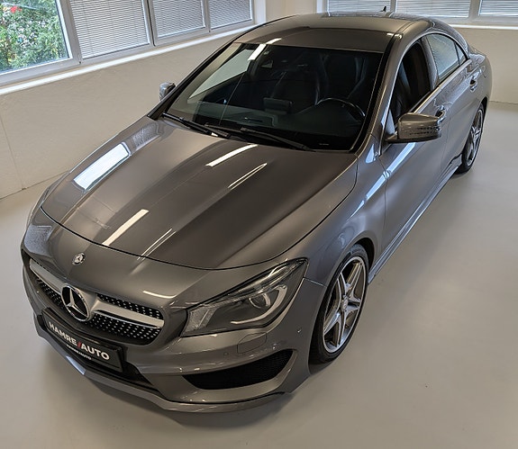 Mercedes-Benz CLA180 2 of 30