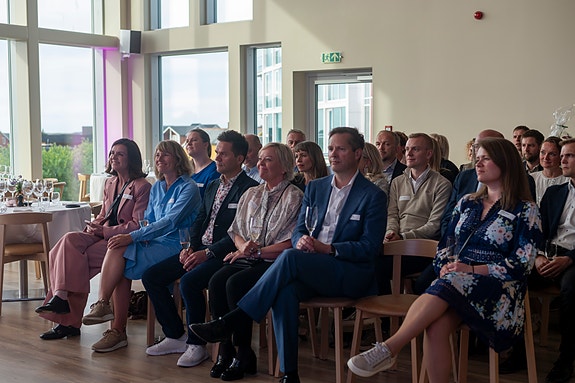 Nært samarbeid med eiere og partnere