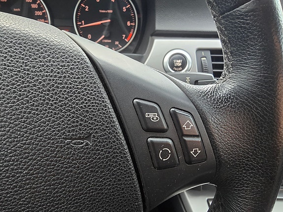 BMW 316i 21 of 30