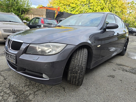 BMW 316i 8 of 30