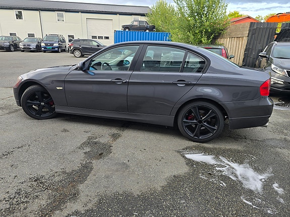 BMW 316i 7 of 30