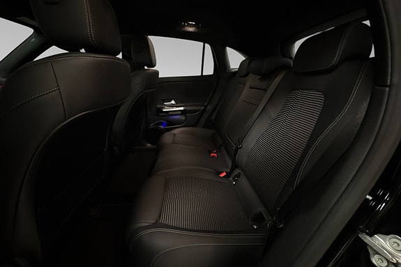 Mercedes-Benz EQA350 15 of 30