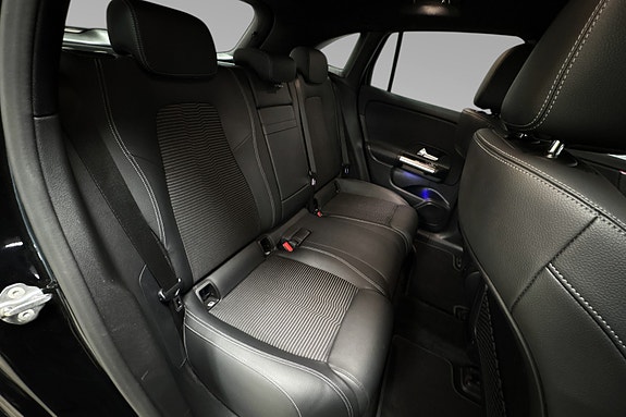 Mercedes-Benz EQA350 18 of 30