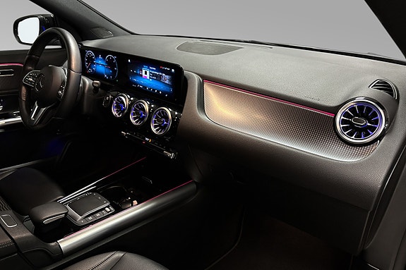 Mercedes-Benz EQA350 16 of 30