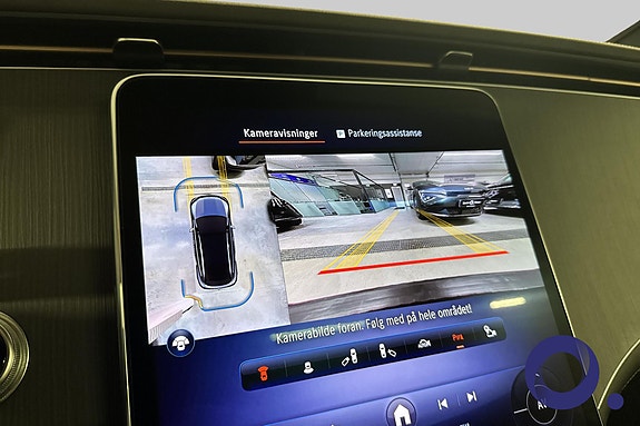 Mercedes-Benz EQE SUV 19 of 20