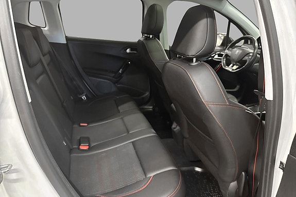 Peugeot 2008 17 of 23