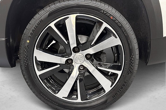 Peugeot 2008 23 of 23