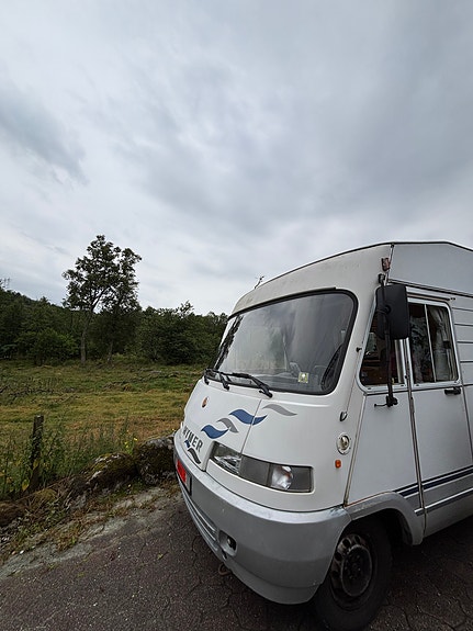 Hymer B564 5 of 30
