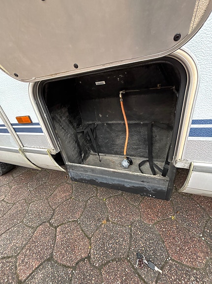 Hymer B564 10 of 30