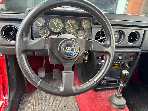 Volvo 142 20 of 29