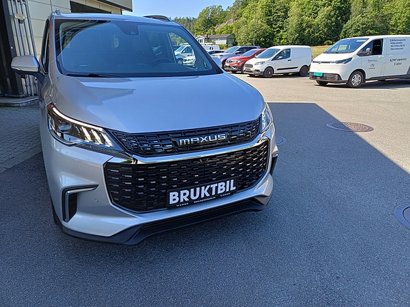 Maxus Euniq 5 2 of 13