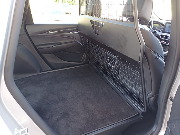 Maxus Euniq 5 13 of 13