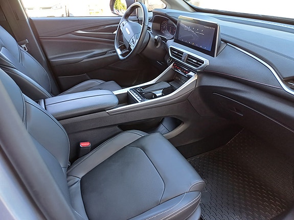 Maxus Euniq 5 8 of 13
