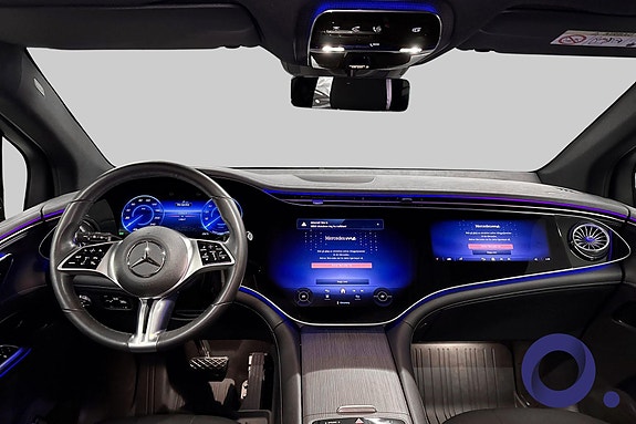 Mercedes-Benz EQE SUV 12 of 20