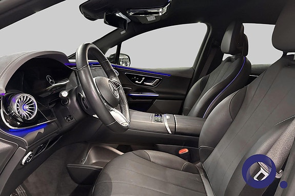 Mercedes-Benz EQE SUV 10 of 20