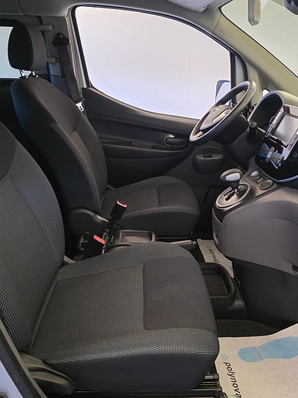 Nissan e-NV200 15 of 30