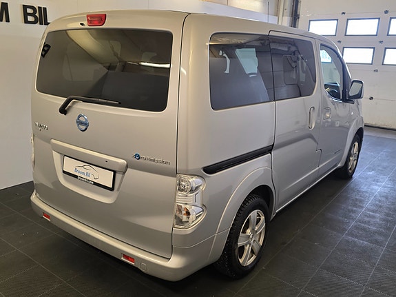 Nissan e-NV200 4 of 30